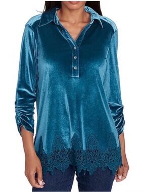 Ruby Rd NWOT  Wintery Glow Top Size Large